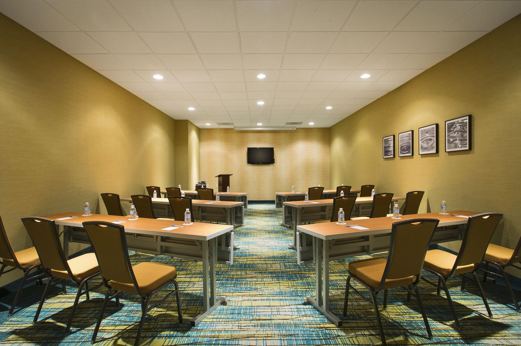 Springhill Suites By Marriott Lawrence Downtown מראה חיצוני תמונה