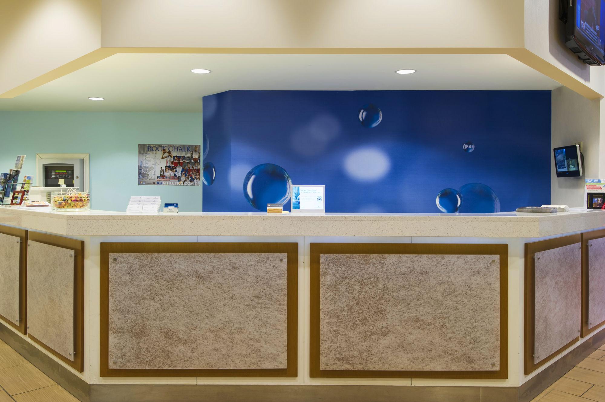 Springhill Suites By Marriott Lawrence Downtown מראה חיצוני תמונה