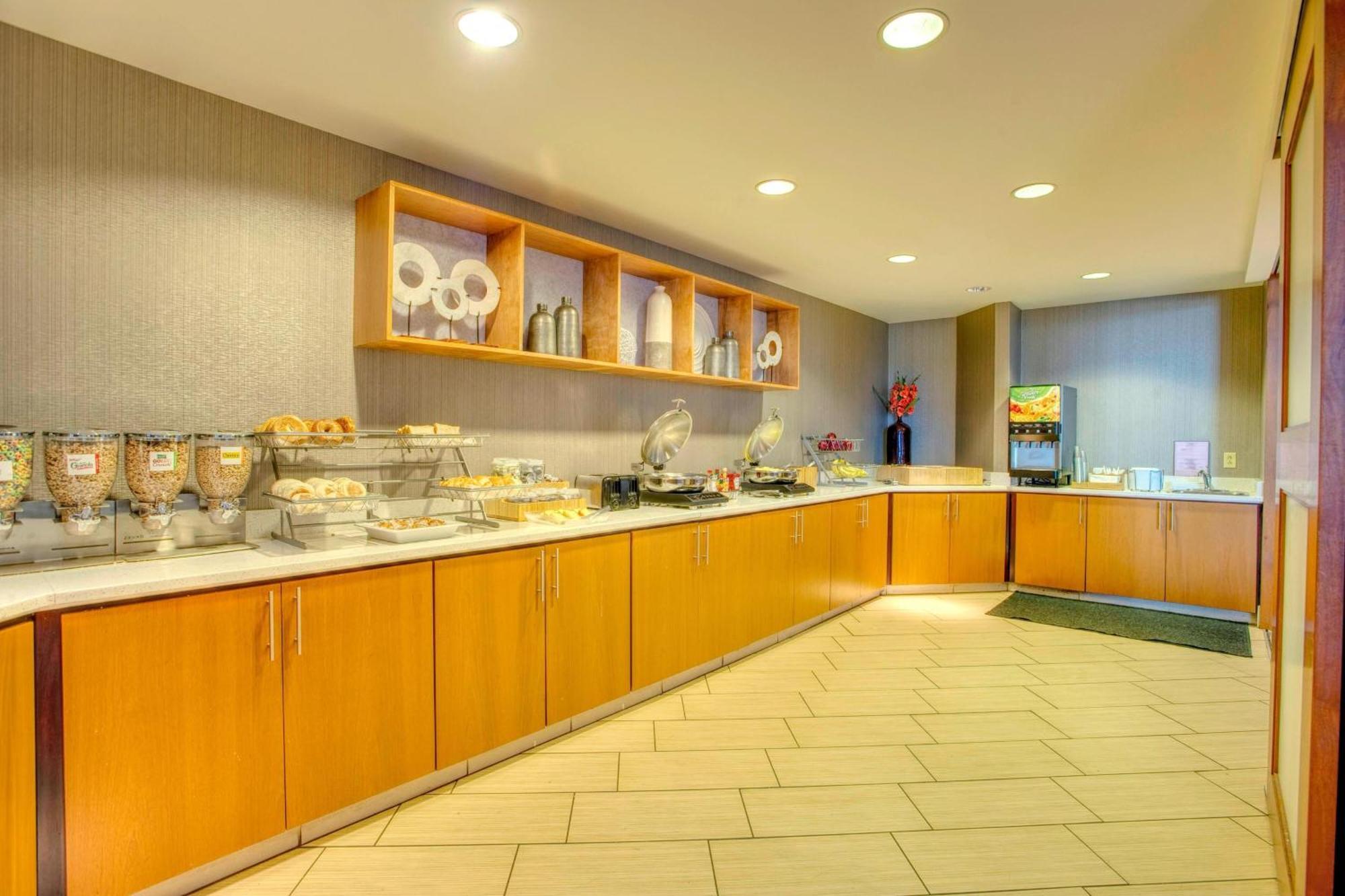 Springhill Suites By Marriott Lawrence Downtown מראה חיצוני תמונה