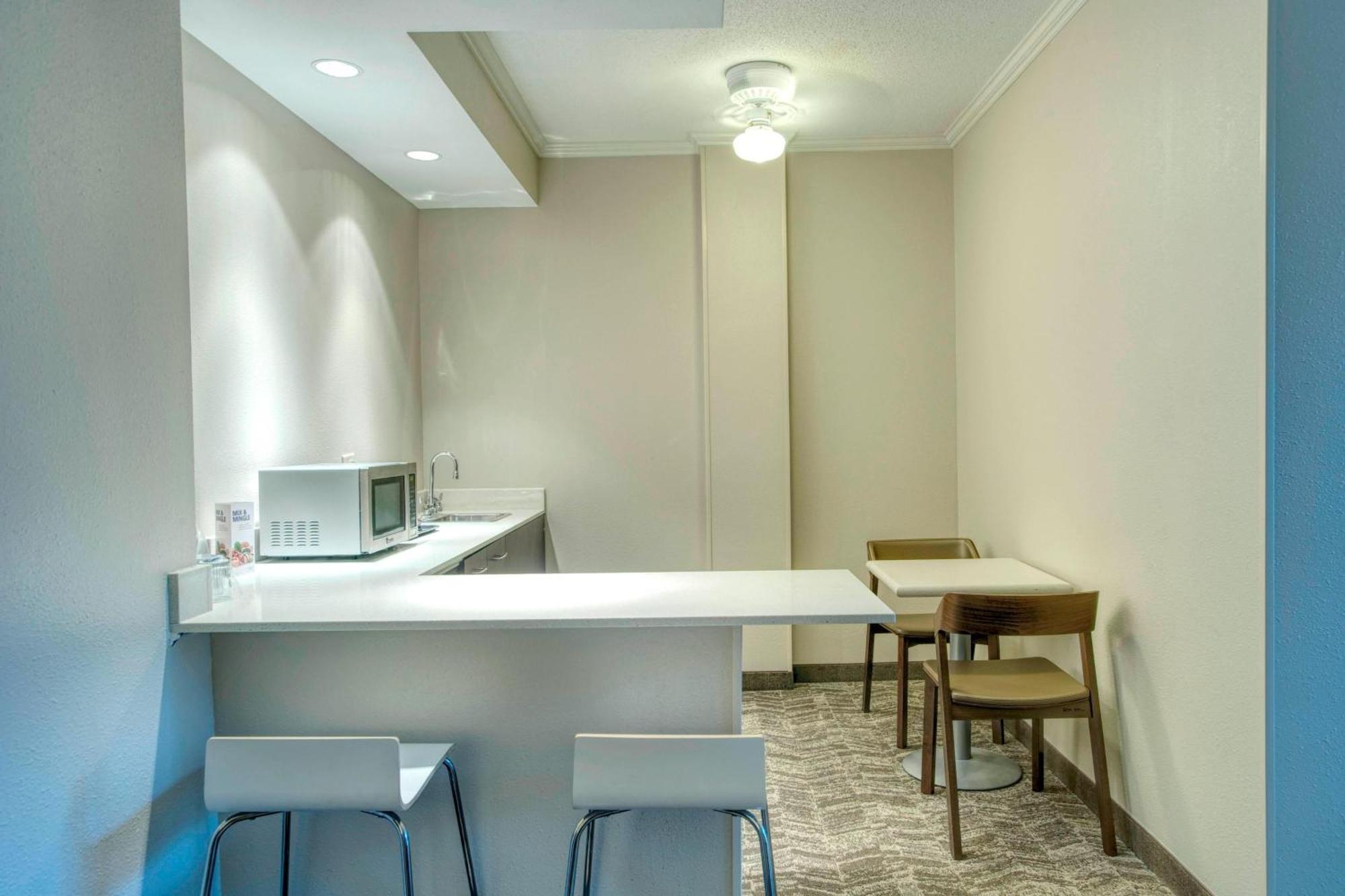 Springhill Suites By Marriott Lawrence Downtown מראה חיצוני תמונה