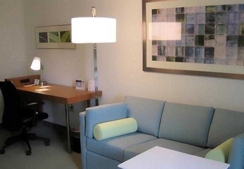 Springhill Suites By Marriott Lawrence Downtown מראה חיצוני תמונה
