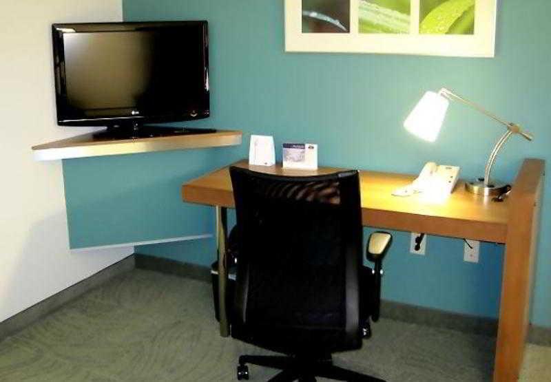 Springhill Suites By Marriott Lawrence Downtown חדר תמונה
