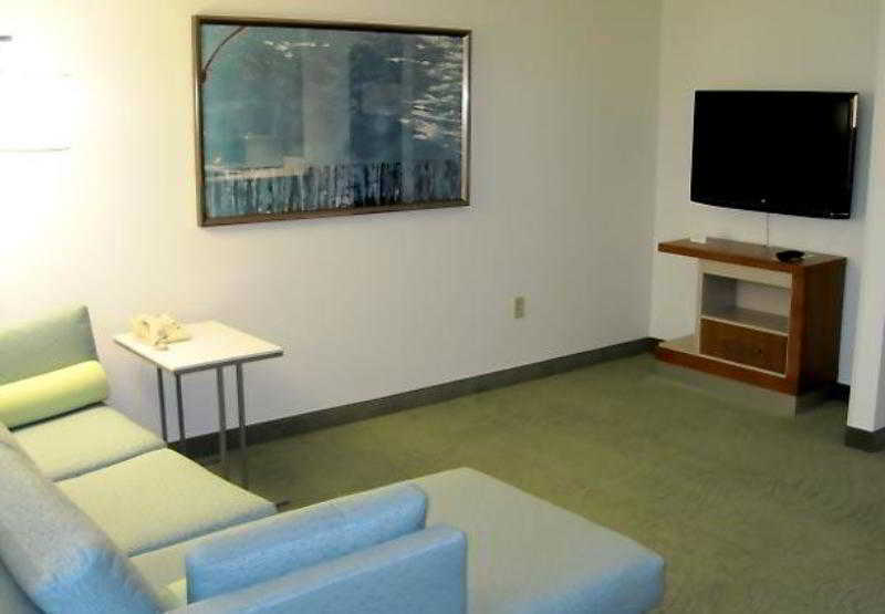 Springhill Suites By Marriott Lawrence Downtown מראה חיצוני תמונה